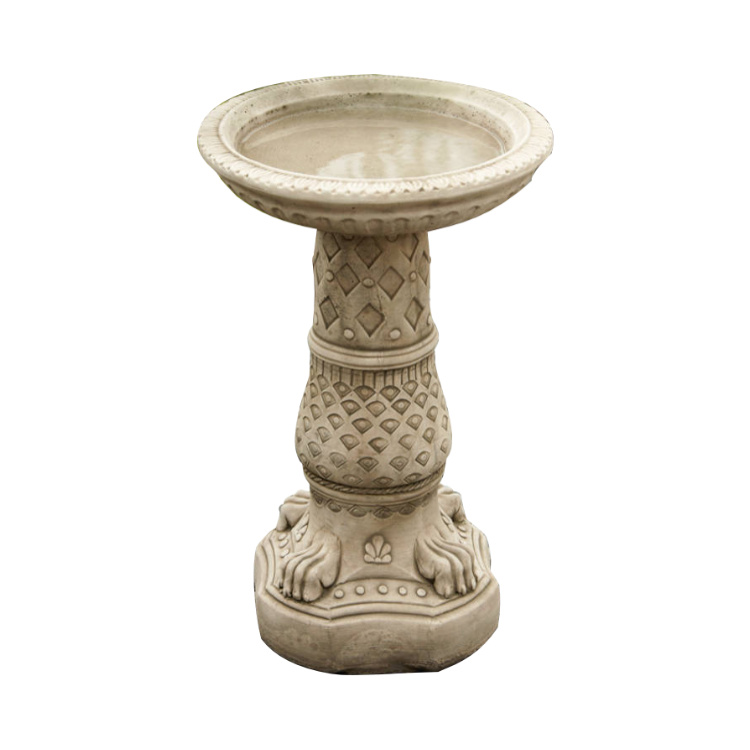 Lions Foot Birdbath_LFBB-4-018